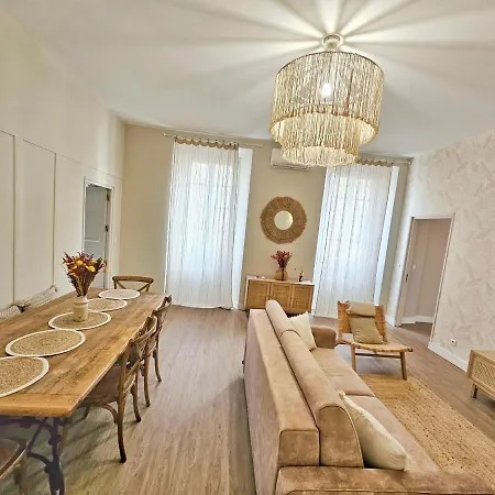 Appartement L'île Rousse, Hypercentre à 100 M De La LʼÎle-Rousse
