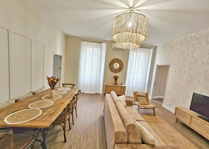 Appartement L'île Rousse, Hypercentre à 100 M De La LʼÎle-Rousse